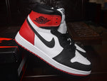 Air Jordan 1 Black Toe